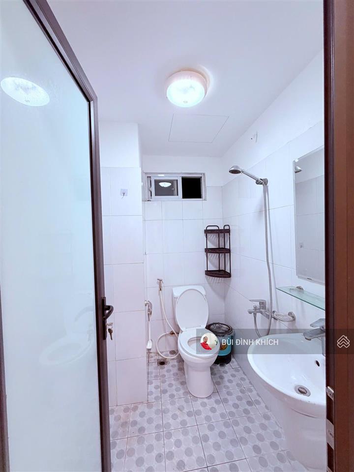 Bán căn hộ chung cư c14  bqp  70m2  2 ngủ  2 wc  tầng trung  lô góc  chỉ hơn 5 tỷ