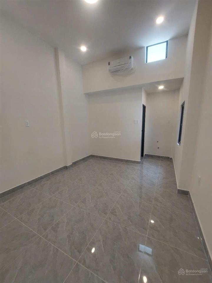Góc,hẻm xô viết nghệ tĩnh,gần khu d,các trường đại học,nhộn nhịp