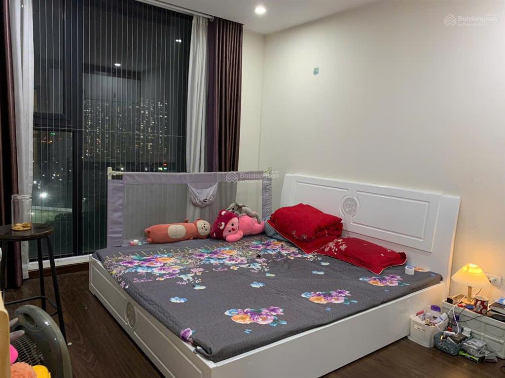 Bán căn hộ 68m2 full nội thất thiết kế 2pn, 2wc tầng trung giá tốt chung cư bea sky,  0968 323 ***