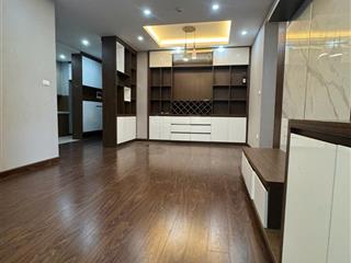Chính chủ bán căn góc a16.09, dt79m², 3pn, 2wc tòa a tầng đẹp nhất chung cư bea sky.  0968 323 ***