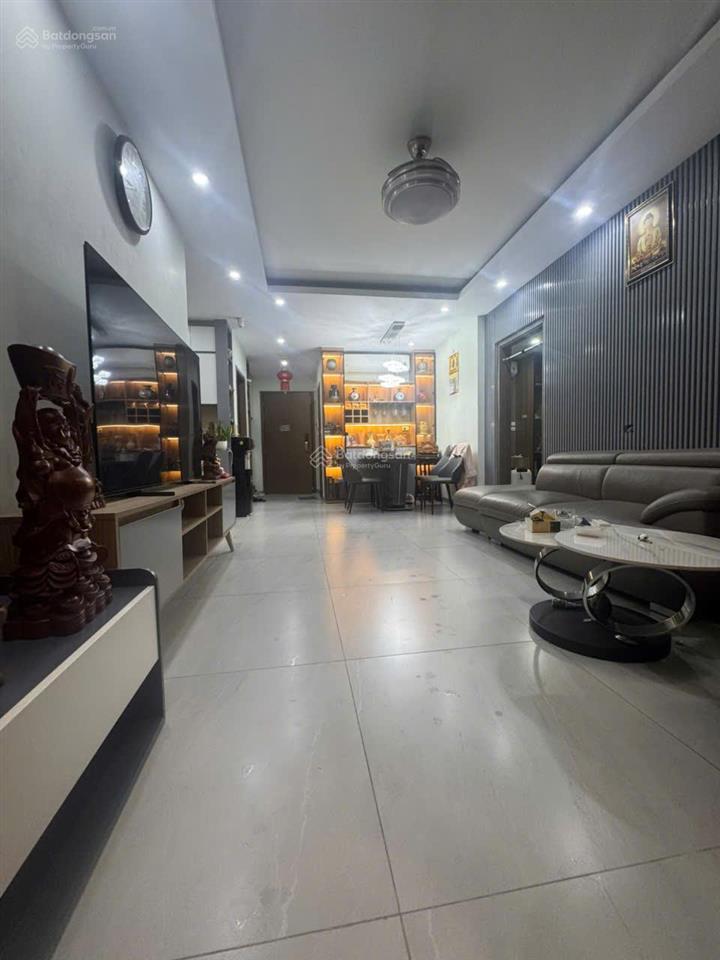 Gia đình bán căn hộ dt 86m², full đồ thiết kế 3pn, 2wc chung cư bea sky, đ.phạm tu, p. định công.