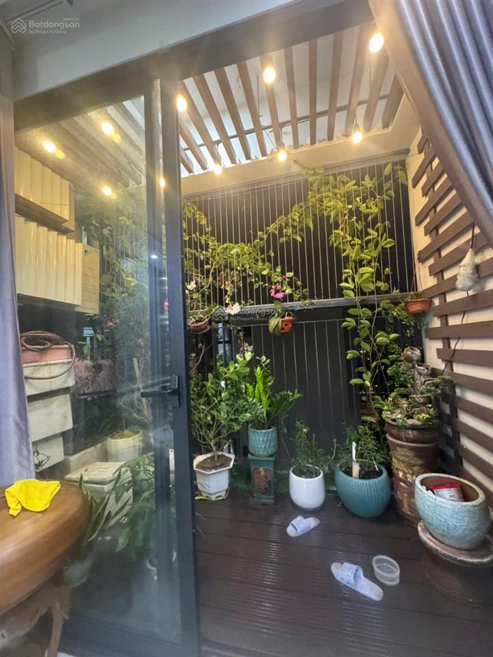 Gia đình bán căn hộ dt 86m², full đồ thiết kế 3pn, 2wc chung cư bea sky, đ.phạm tu, p. định công.