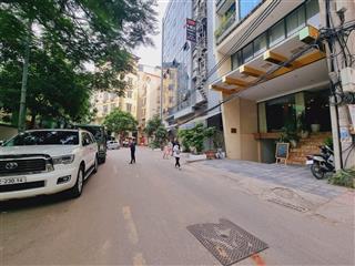 Bán nhà mặt phố mễ trì hạ60m kinh doanh các mặt hàng oto vỉa hè  đầu tư tăng giá