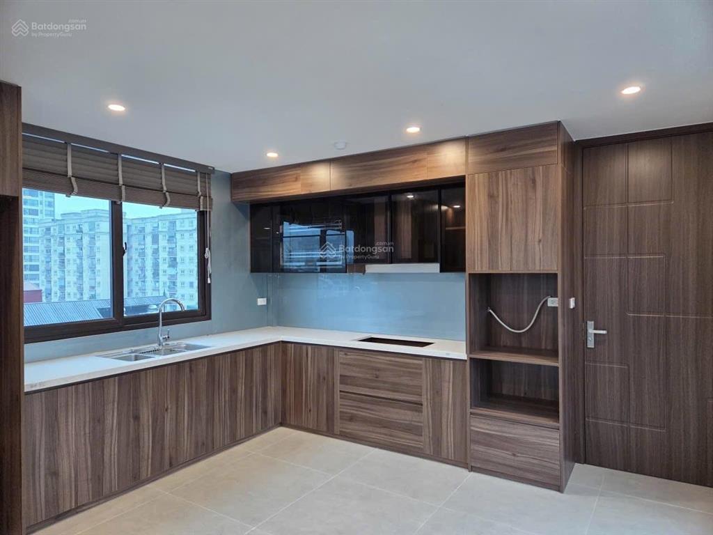 Bán nhà xuân đỉnh 50m7 tầng thang máyoto kinh doanh