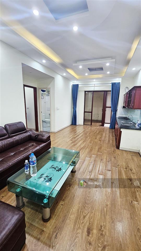 Chị mình cần bán căn hộ tòa ct1,kđt xa la. hà đông, hà nội. 90m,3n,2vs. giá hơn 4,09