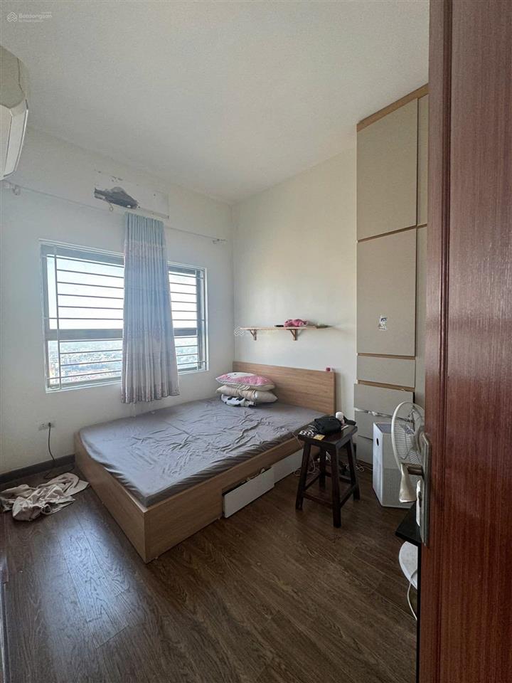 Bán căn 70m2 tòa 19t kiến hưng, hà đông, hà nội. thiết kế 2pn, 2 vệ sinh. sổ đỏ sang tên ngay