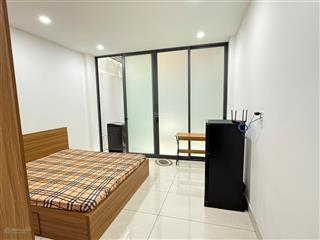 Căn hộ tách bếp thoáng mát ngay trần bá giao