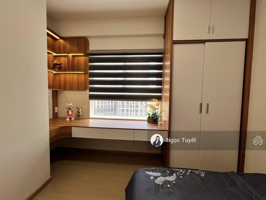 Bán nhanh căn 3 ngủ đủ nội thất hướng mát tại dragon castle hl.  e 0359 513 ***