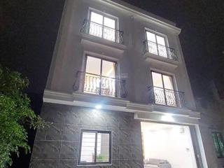 Hót quá vĩnh ninh, vĩnh quỳnh 60m2*4t*mt5m tặng full nội thất ô tô qua nhà sổ cất két sẵn sàng giao