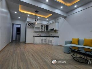 Chính chủ bán gấp căn hộ 60m 2pn sổ hồng lâu dài nt full đồ hỗ trợ vay bank tại kđt xa la , hà đông