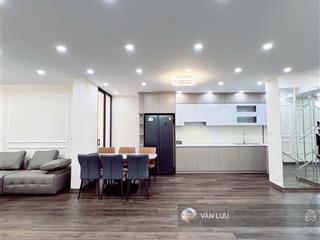 Giá cực tốt ! căn góc 100m 3pn 2vs sổ hồng lâu dài canh siêu thị winmảttại toà ct1 kđt xa la