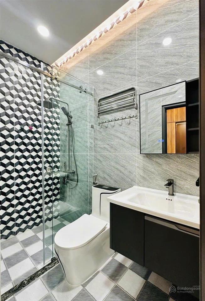Chính chủ bán nhà 5 tầng, sổ riêng, thổ cư kề ngã 4 hiệp bình phước, tp thủ đức  4,xty