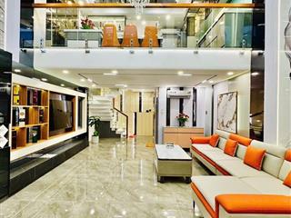 Nhà 5 tầng cần bán, đường xe tải, khu đồng bộ, ra phạm văn đồng 10p, tp thủ đức chỉ nhỉnh 4tỷ xem.