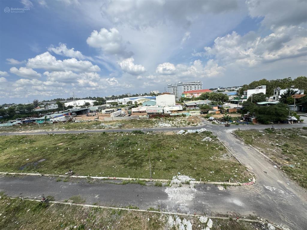 Bán đất thổ cư  ngang bề thế 6,3m, ngay chợ đầu mối thủ đức tp thủ đức  xem tin