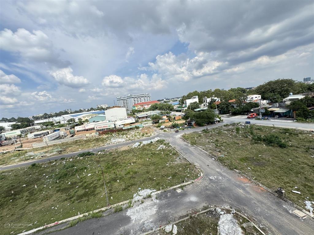 Bán đất thổ cư  ngang bề thế 6,3m, ngay chợ đầu mối thủ đức tp thủ đức  xem tin