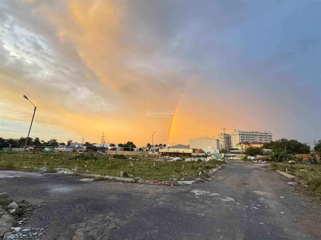 Bán đất thổ cư  ngang bề thế 6,3m, ngay chợ đầu mối thủ đức tp thủ đức  xem tin