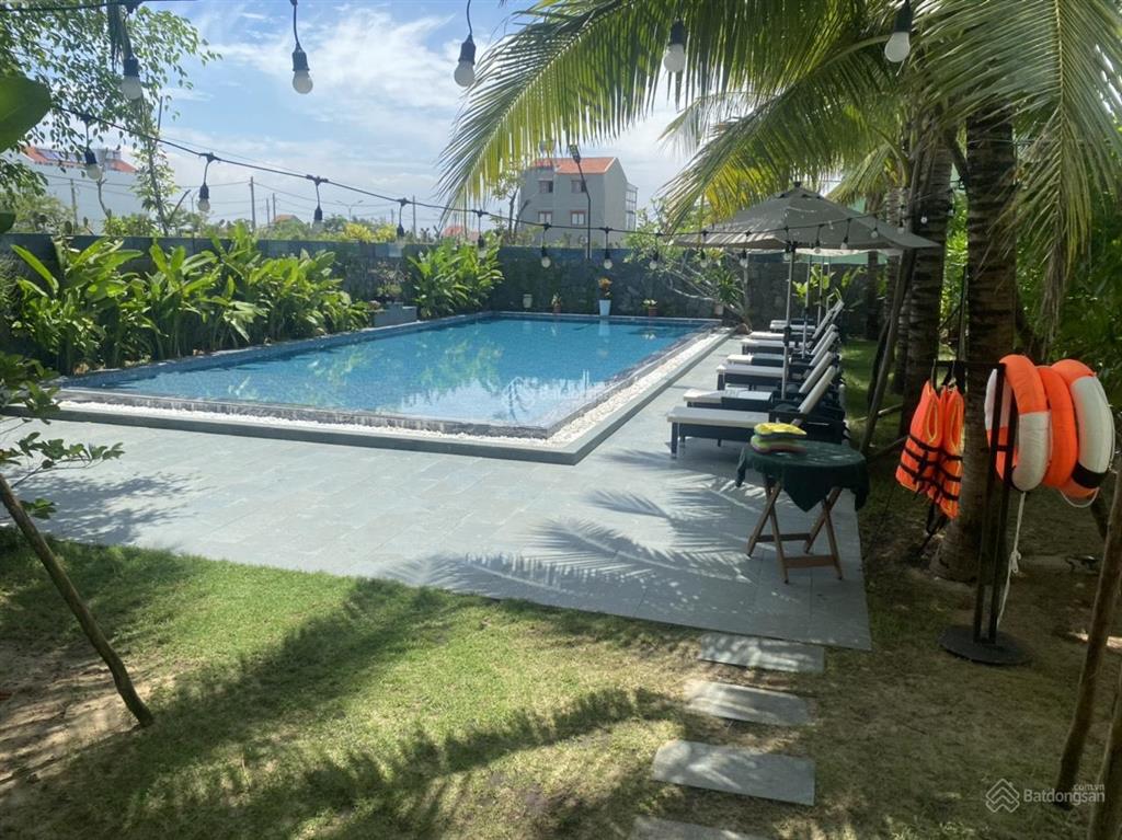 Sang lại khách sạn 4 sao 39 phòng vip trung tâm hội an, dt 1650m2, có hầm xe, cách biển 200m