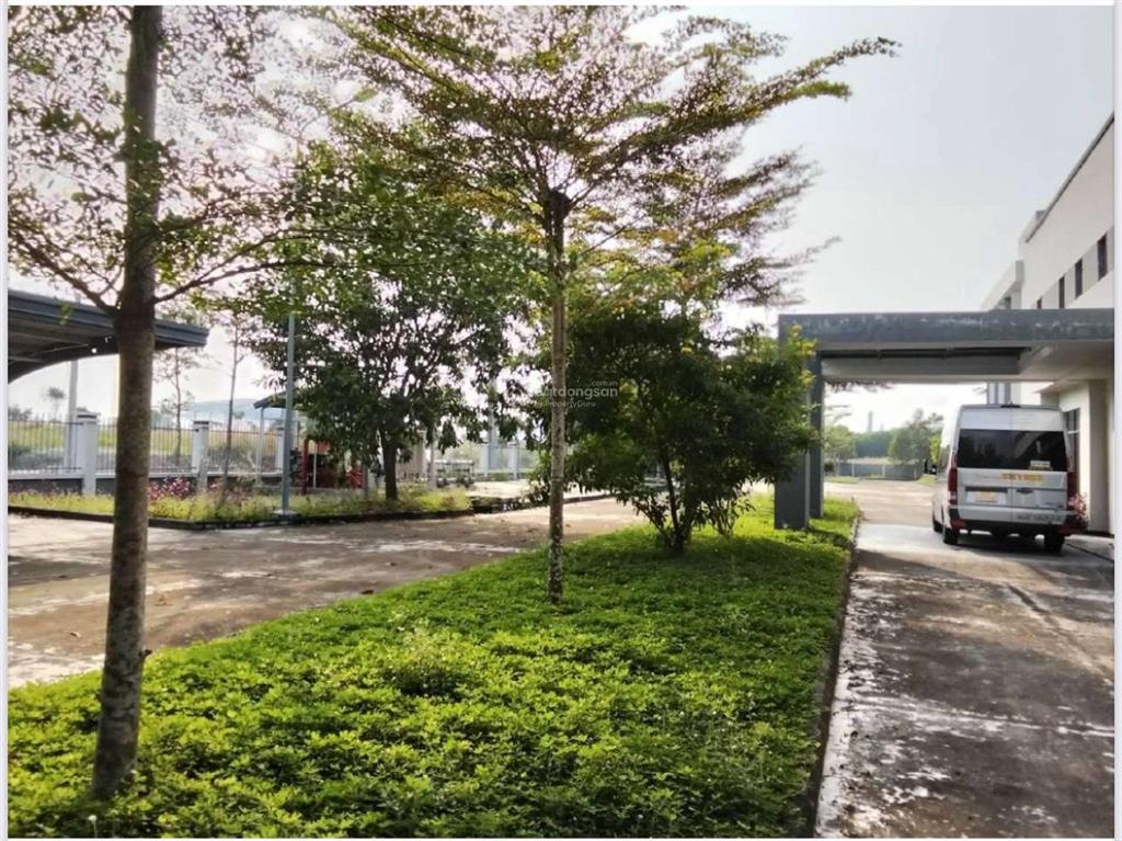Bán đất 18.200m2 + nhà xưởng 5.300m2 mới 100%, hạ tầng, nội thất đầy đủ. trả tiền 1 lần đến 2065.
