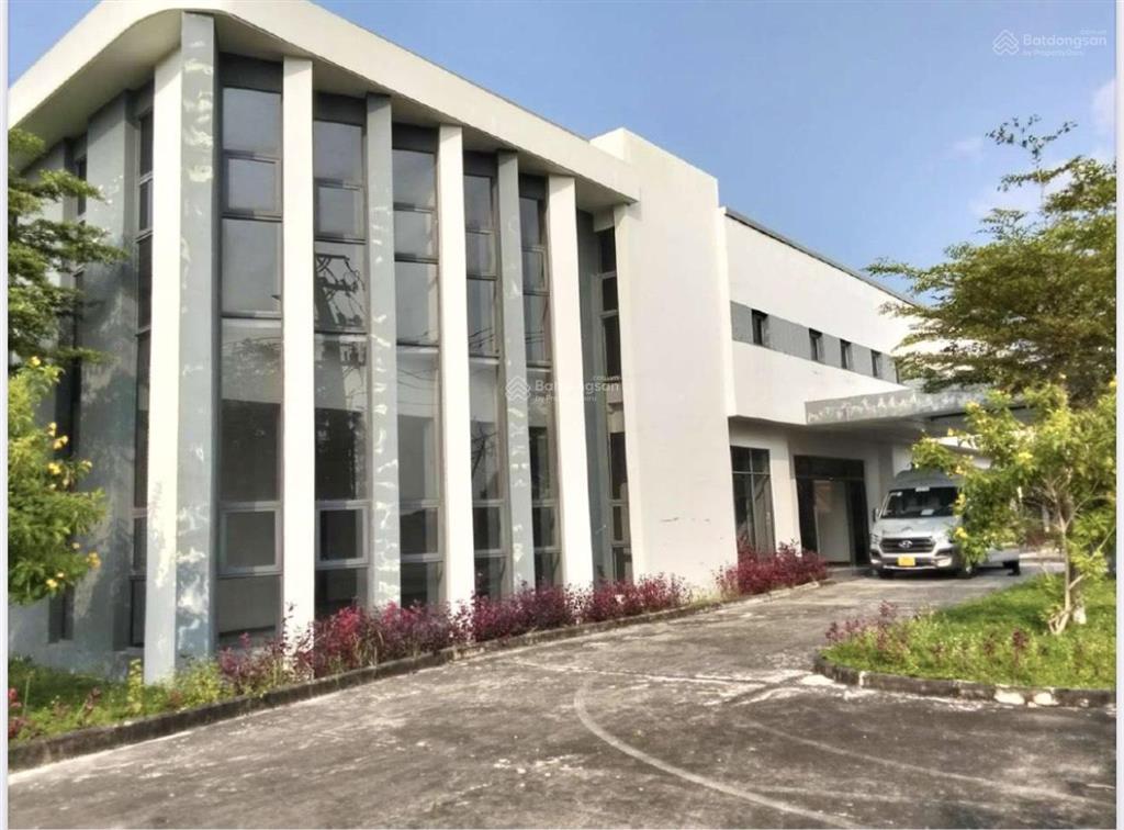 Bán đất 18.200m2 + nhà xưởng 5.300m2 mới 100%, hạ tầng, nội thất đầy đủ. trả tiền 1 lần đến 2065.