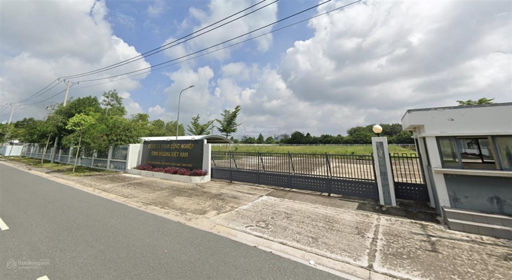Bán 1,8 ha đất kcn + sẵn nhà xưởng 4.400m2 + văn phòng 1.200m2, mới 100%, trả tiền 1 lần đến 2065.