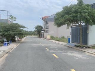 Lô góc 2 mặt tiền sông đường long thuận, trường thạnh, tp thủ đức 84,8m2 giá 4,6 tỷ,xd tự do.