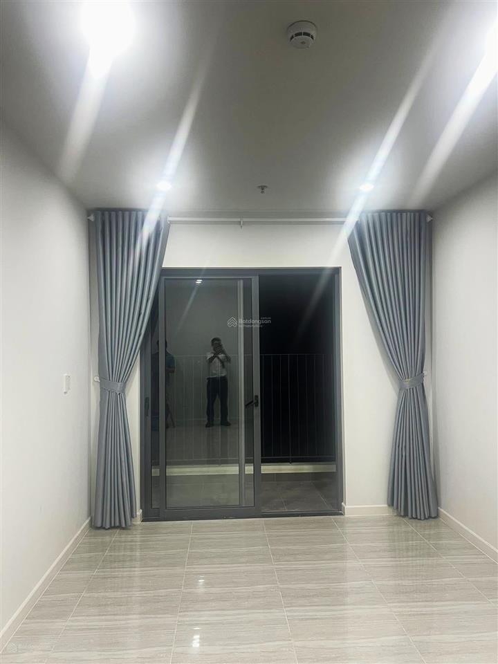 Bán bcons polaris, căn góc, tầng đẹp 61m2, view "không ồnkhông bụi", giá tốt!!