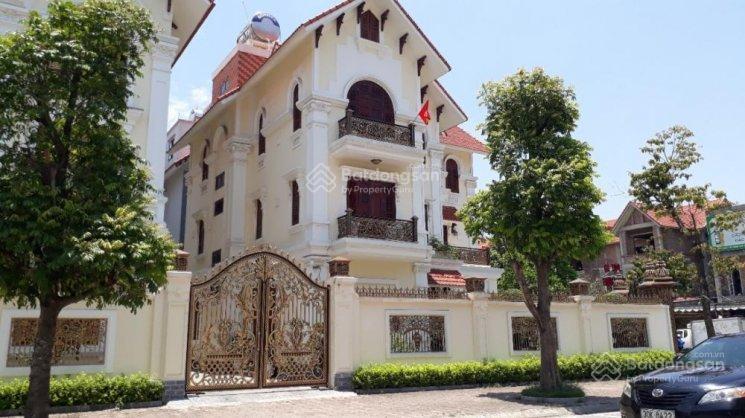 Chính chủ bán biệt thự linh đàm, đường rộng, gần hồ linh đàm, dt 250m2, giá 60 tỷ,  0962 982 ***
