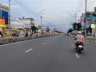 Nhà sách mt đặng thúc vịnh, xã đông thạnh, huyện hóc môn. giá 16 tỉ