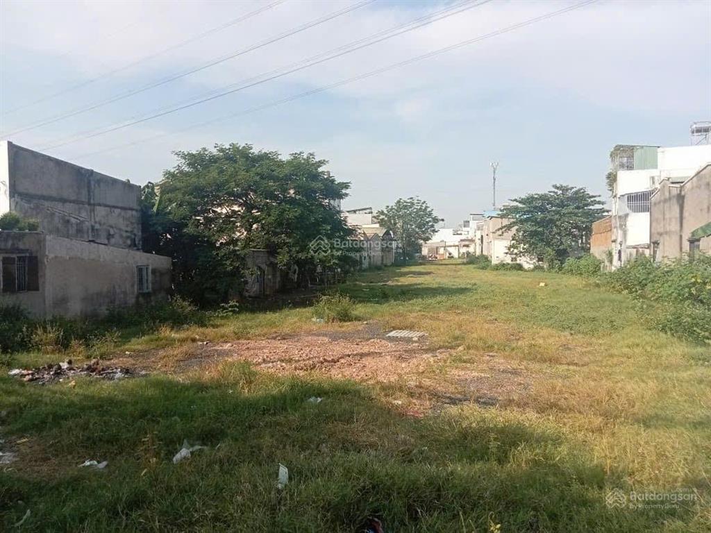 Mt quốc lộ 1a, bình hưng hoà b, bình tân. gần trạm thu phí. 4300m2. thổ cư 2781m2. giá 98 tỷ