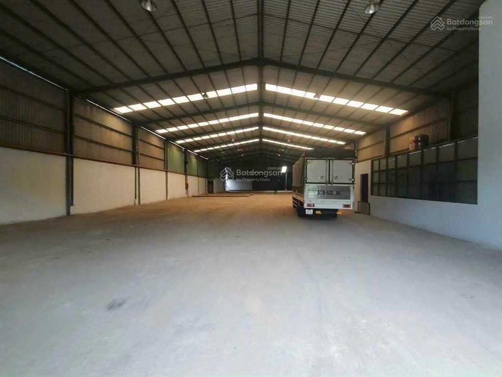 Bán nhanh 1600m2 nhà xưởng mặt tiền nhánh tỉnh lộ 10, bình chánh 31.5 tỷ tl,  0983 002 ***