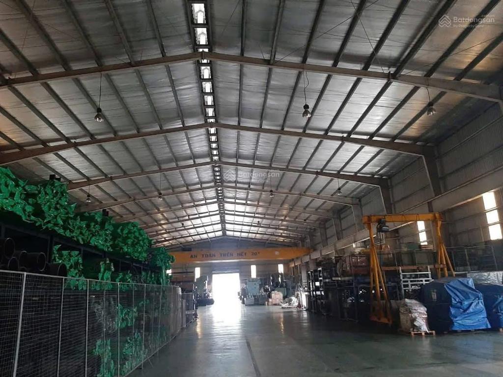 Cho thuê 7000m2 kho xưởng phạm văn cội