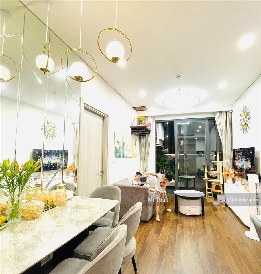 Bán gấp căn hộ chung cư masteri west heights toà d, giá 5,79 tỷ, 60,3 m2 full đồ, tuấn 0392 969 ***
