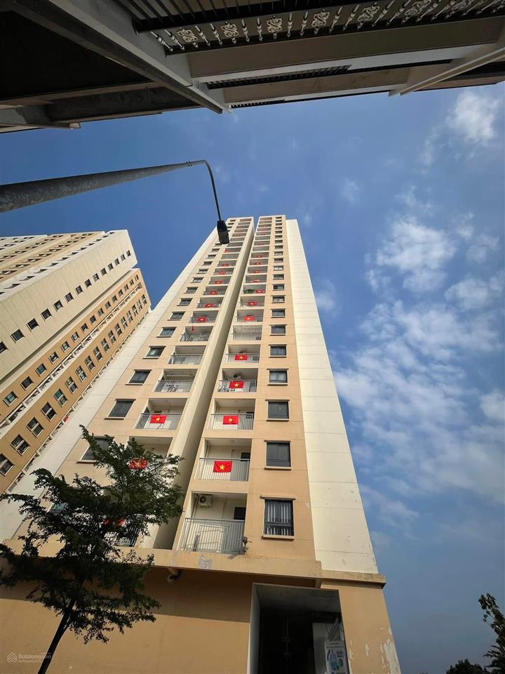 Căn hộ đẹp dgold 68 hương lộ 80, 64m2 2pn 2wc ban công và loza
chỉ 1,7 tỷ. nhà mới 100% từ cđt