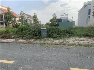 Bán lô đất đẹp góc 2 mặt tiền bên sông, gần trung tâm, giao thông thuận lợi pháp lý chuẩn
