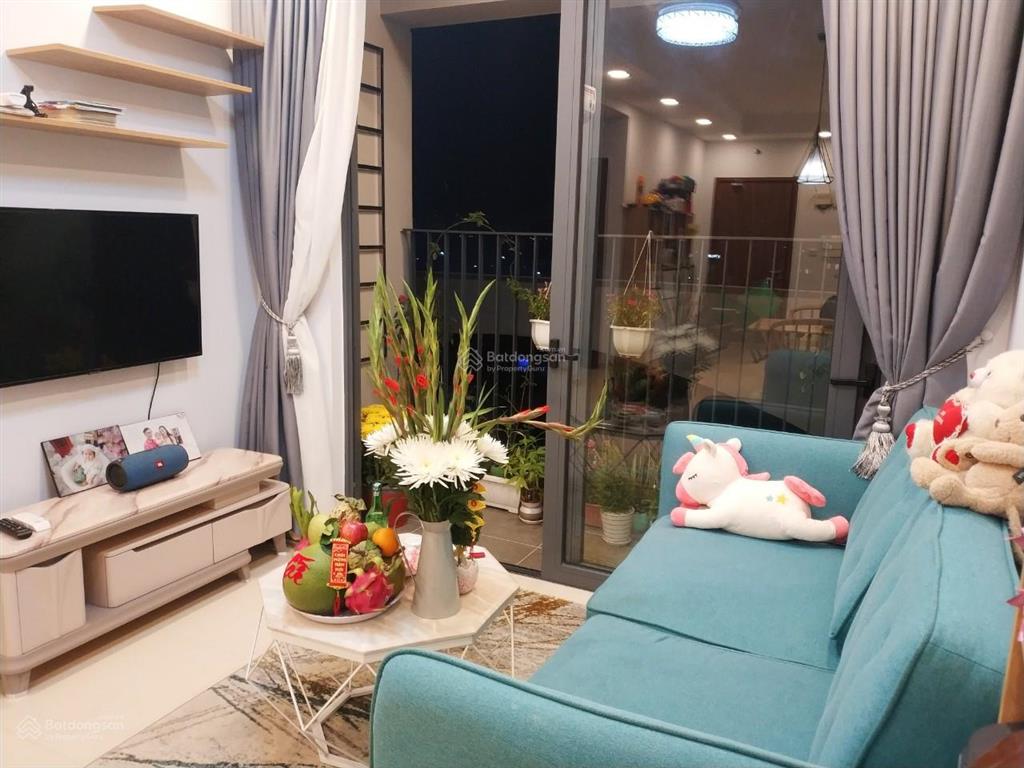 Căn 68m2 the pegasuite  nt cơ bản có máy lạnh, bếp, tủ lạnh máy giặt và một số đồ gỗ giá thuê 11,5