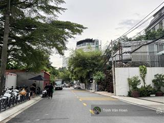 Lô góc 2 mặt tiền thương mại thảo điền  38 tỷ  0908 947 ***