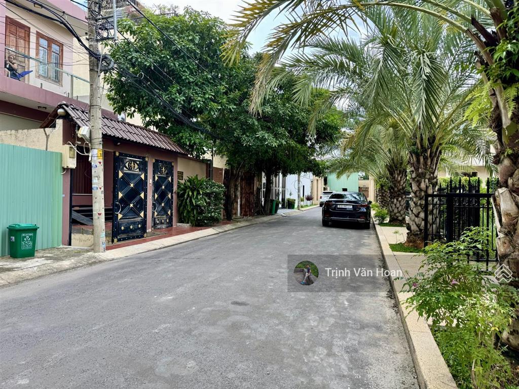 Đất biệt thự trực diện công viên  173m2  0908 947 ***