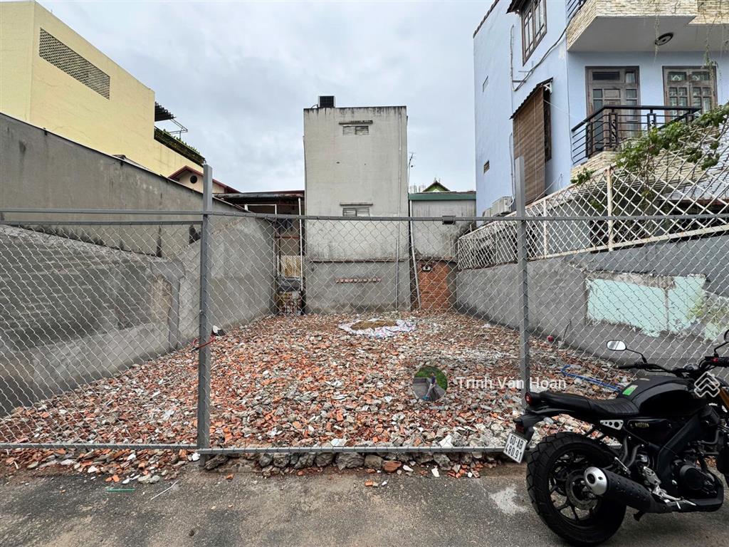 Bán 81m2 đất xây dựng cao tầng thảo điền  13,2 tỷ  0908 947 ***