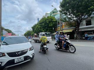 Bán nhà mặt phố hòa bình, 13,1 tỷ, 4x13m 3 tầng đối diện cv nước đầm sen, giá siêu hời, uy tín