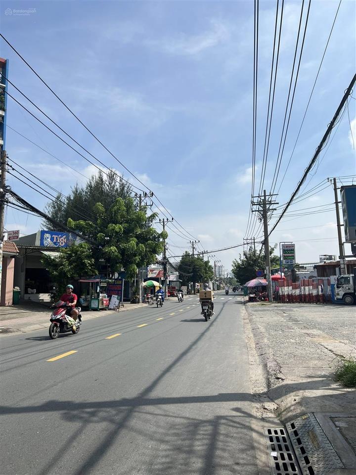 Bán nhà mặt phố thoại ngọc hầu, 13,5 tỷ, 8x15m đã trừ lộ giới, gần ngã 4 bốn xã, giáp q.11