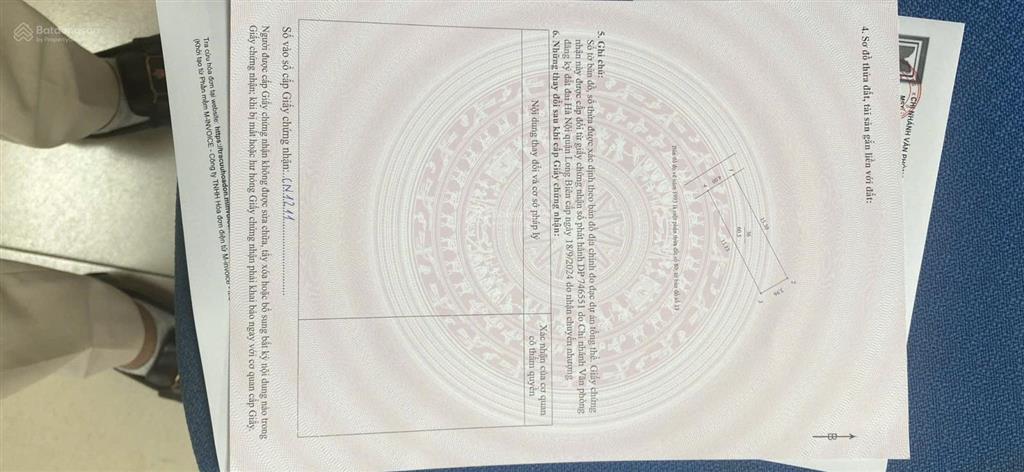 60.5m2 đất sổ đỏ tại cự khối tp hn đường xe vf3 vào cách ô tô tránh 50m giá 6.3tỷ   0902 132 ***