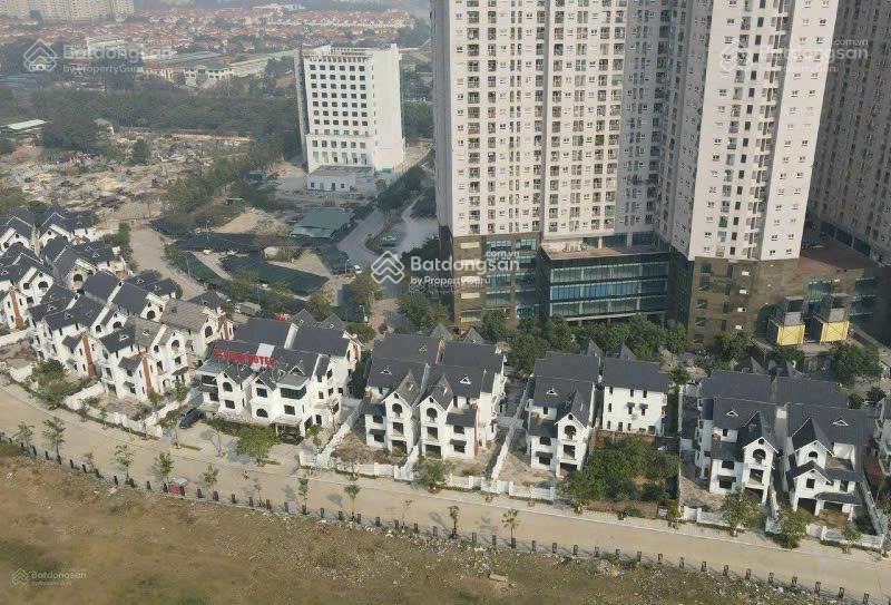 Bán btđl khu a2 geleximco, dt 300m2  365m2, 3 tầng, giá đầu tư chỉ 140 triệu/m2