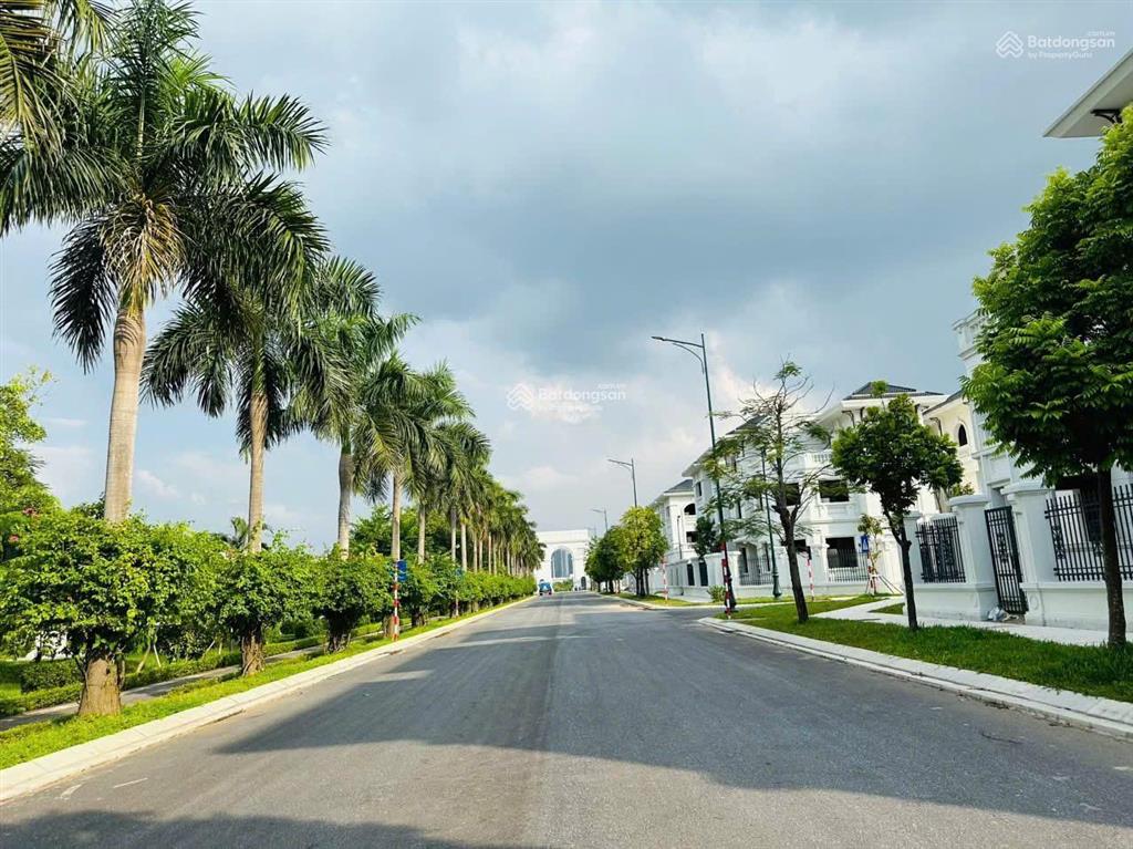 Biệt thự 318m2, lô góc, khu đô thị vườn cam vinapol, hoài đức, giá đầu tư