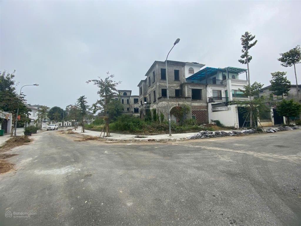 Bán gấp biệt thự tt10 nam an khánh, dt 402m2 lô góc, sđcc, giá chỉ 5x tỷ