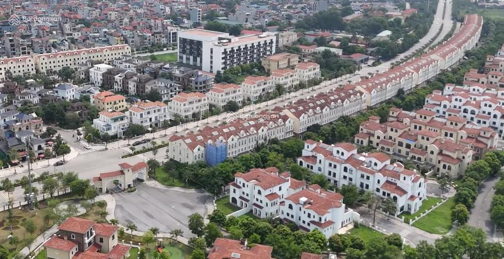 Giá hời! bán gấp nhà vườn 210m2 kđt vista lago, sẵn sổ, giá siêu mềm chỉ 38 tỷ