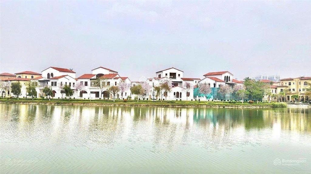Giá hời! bán gấp nhà vườn 210m2 kđt vista lago, sẵn sổ, giá siêu mềm chỉ 38 tỷ