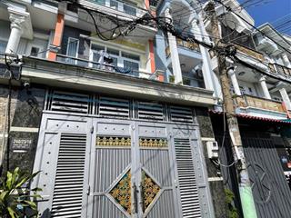 Nhỉnh 5tỷ có nhà 3 lầu 4x16 4pn 5wc hẻm xe hơi ht13 sát xe bus và chợ hiệp thành về gò vấp chỉ 5p