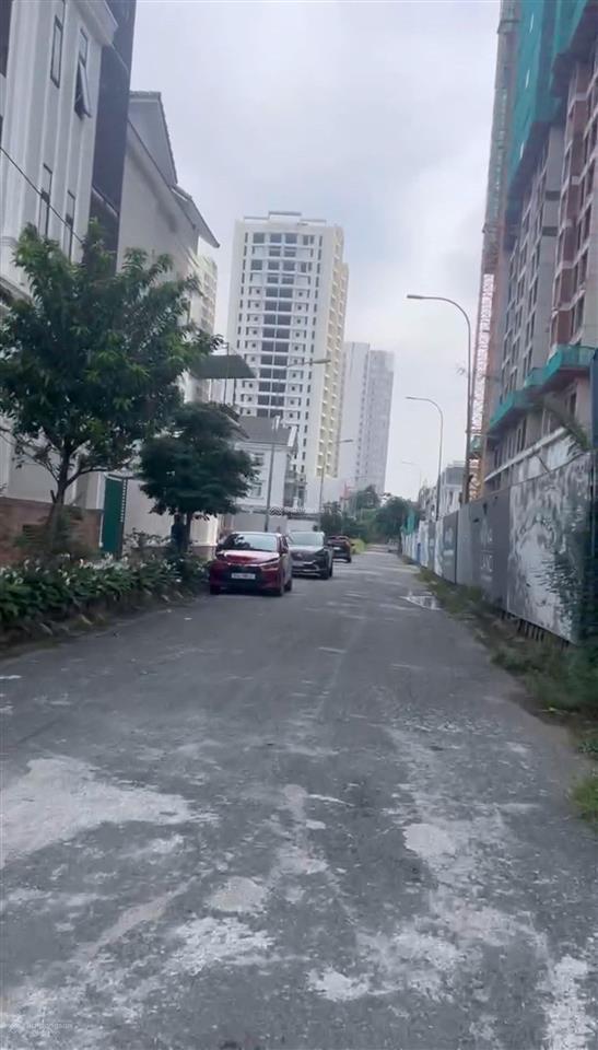 Bán nhanh lô đất biệt thự đường nguyễn mộng tuân, giá 155tr/m2,  0913 162 ***