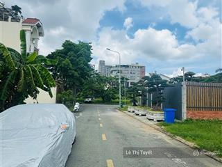 Bán lô đất dự án thế kỷ q2  7.5x20.5m, gần sông, cách bát nàn chỉ 100m, giá chỉ 150tr/m2