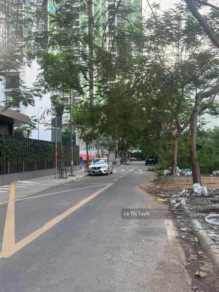 Cực hiếm! bán lô đất liền kề (10x22m)  khu huy hoàng, chỉ 230tr/m² xây 1 hầm 6 lầu.  0913 162 ***